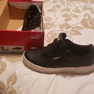 Puma  sneakers